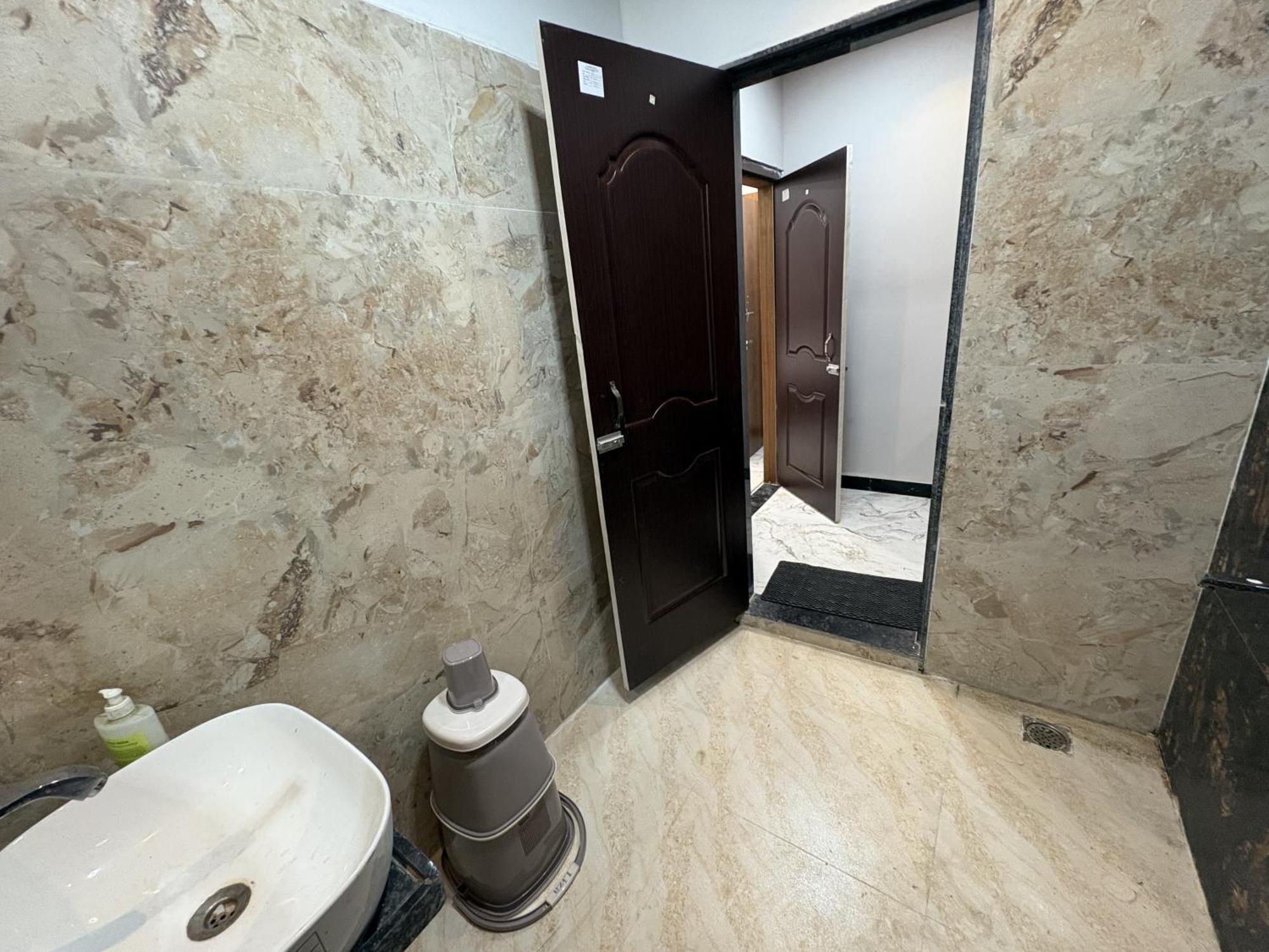 Shree Trilokeshwar Guest House Ujjain Eksteriør billede